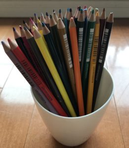 トンボ鉛筆の色鉛筆の収納